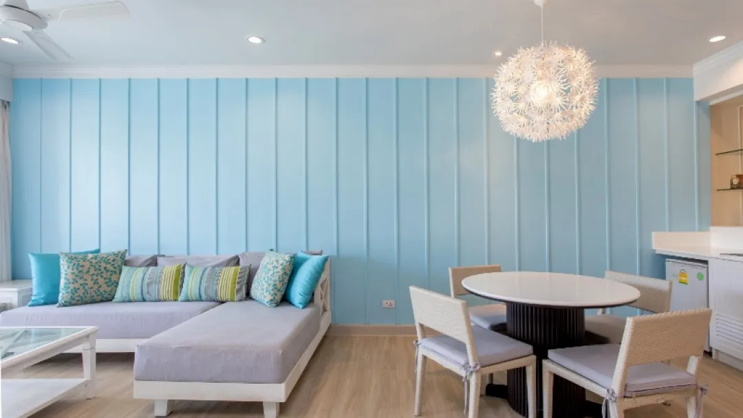 Two Bedroom Teen Suite Pool Access - Seating Aeria View