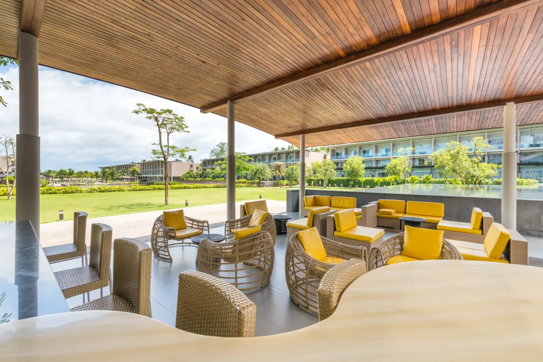 Pineapple Bar