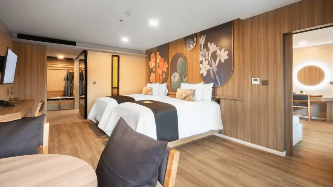 Flora Two Bedroom - Twin Bed