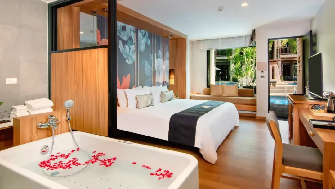 Deluxe Pool Access Room - Bedroom View