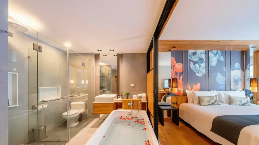 Deluxe Pool Access Room - Bedroom