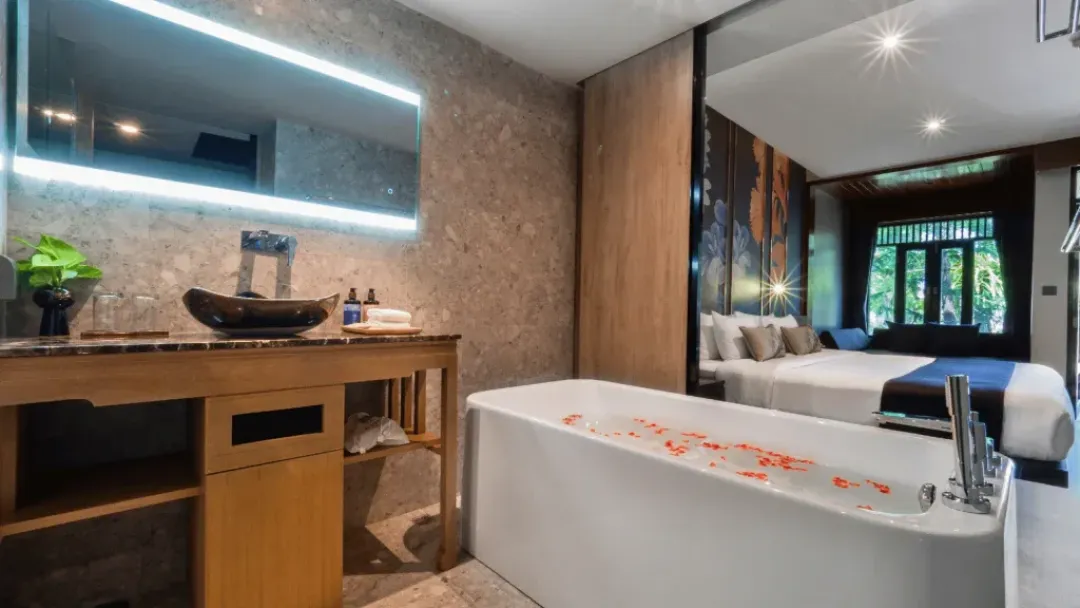 Deluxe Seaside Room - Bathroom