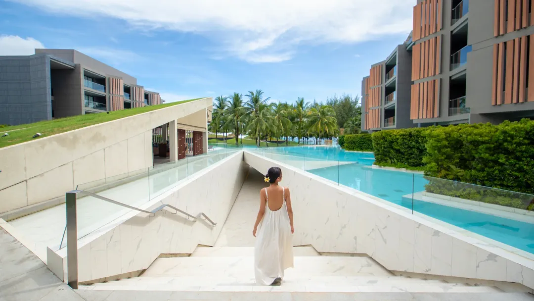 La Vela Khao Lak - Hotel with Pool View