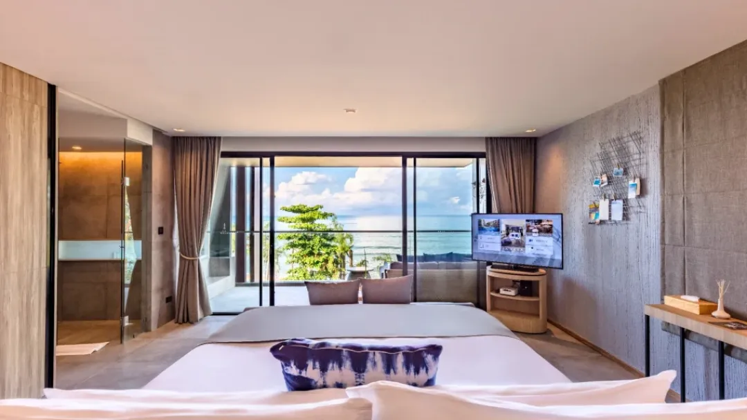 Deluxe Seaview - Bedroom View