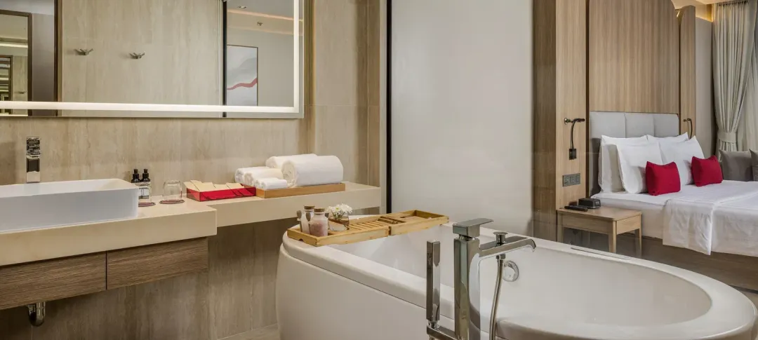 Odysseys Travel - Ramada Resort by Wyndham Khao Lak - Rooms - Deluxe Jet Tub Lanai - Bathroom