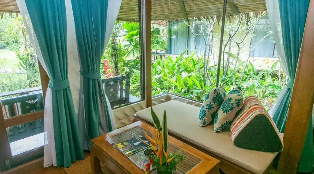 Premium Deluxe Cabana Garden View - Lounge
