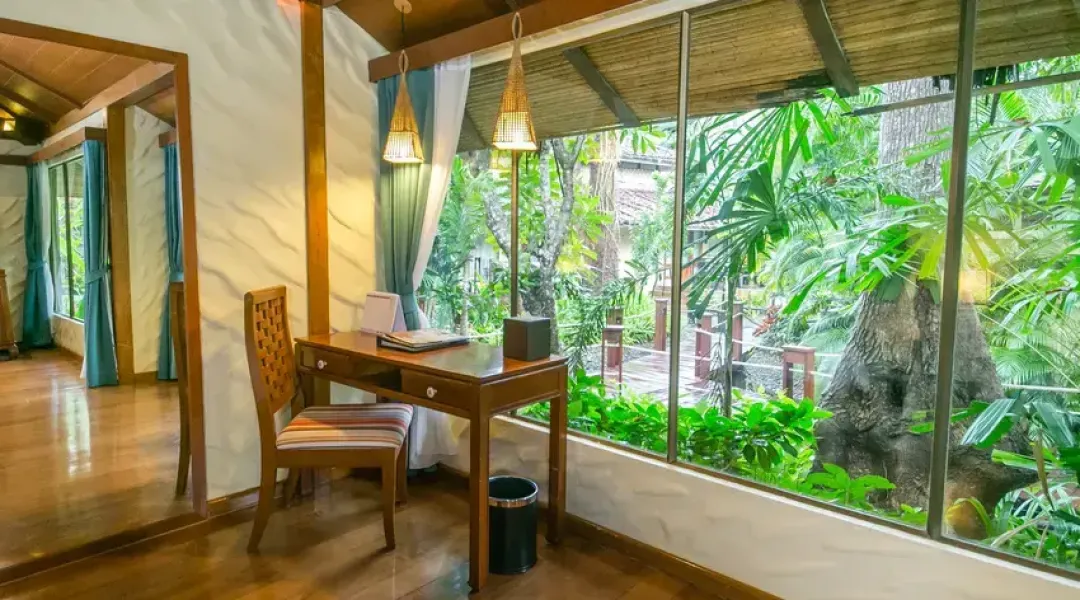 Premium Deluxe Cabana Garden View - Seating Aeria