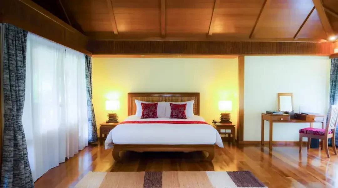Junior Suite Garden View - King Bed