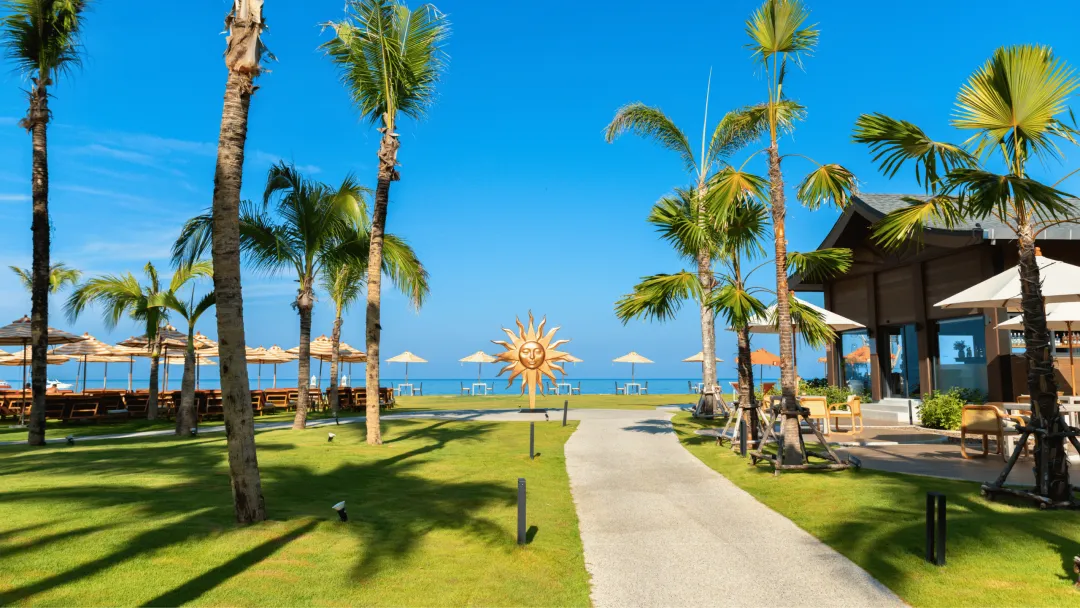 La Solaya Khao Lak - Beach View