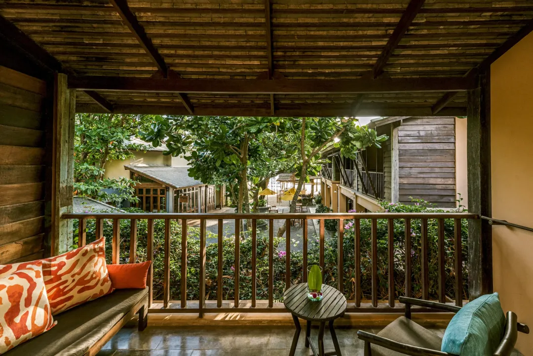 Deluxe Room - Balcony Lounge