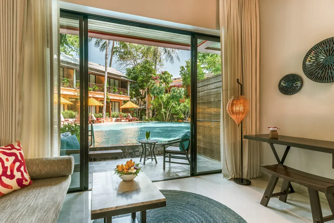 Deluxe Pool Access Room - Seating Aeria