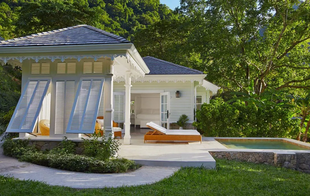 Odysseys Travel - Sugar Beach, A Viceroy Resort  - Rooms - Luxury Cottage - Plunge Pool