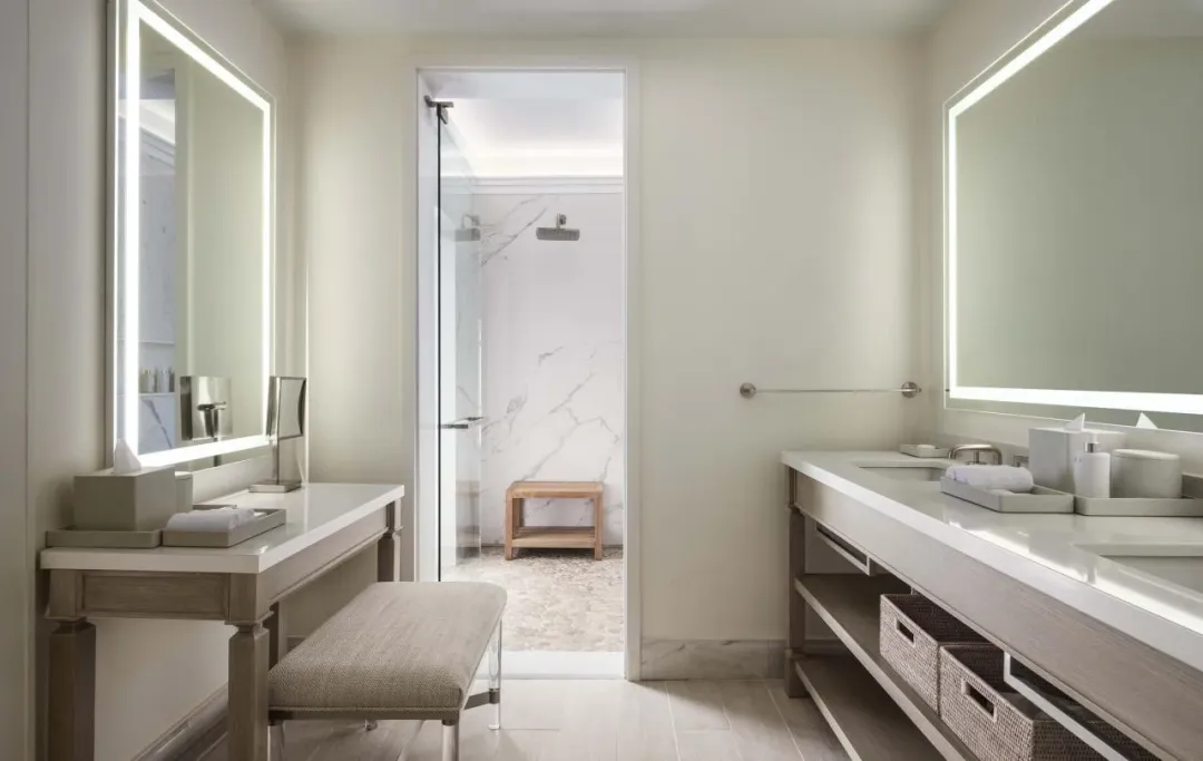 Odysseys Travel - Sugar Beach, A Viceroy Resort  - Rooms - Deluxe Cottage - Shower