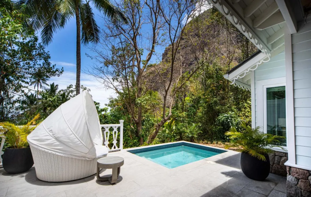 Odysseys Travel - Sugar Beach, A Viceroy Resort  - Rooms - Deluxe Cottage - Plunge Pool