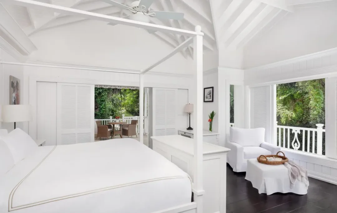 Odysseys Travel - Sugar Beach, A Viceroy Resort  - Rooms - Superior Luxury Villa - King Bed