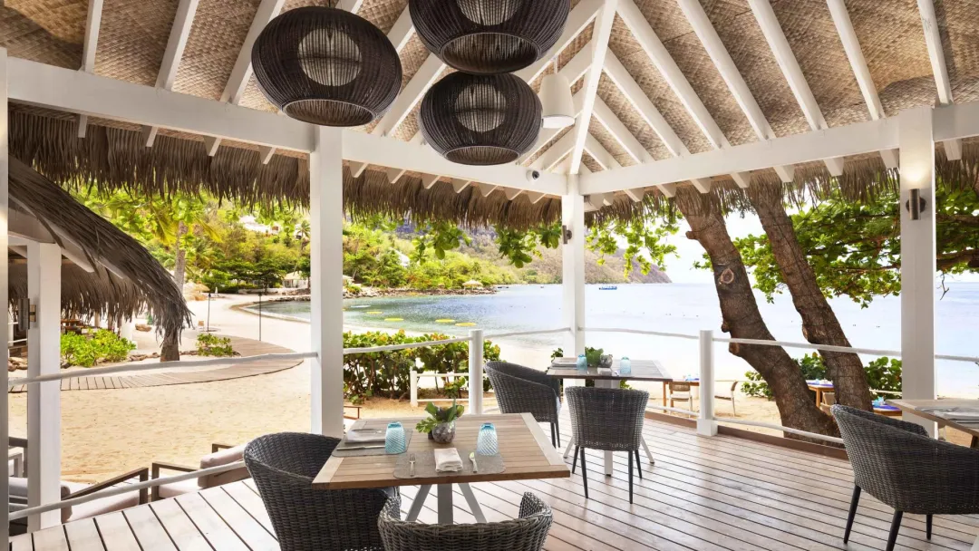 Odysseys Travel - Sugar Beach, A Viceroy Resort  - Restaurants - Jalousie Grill