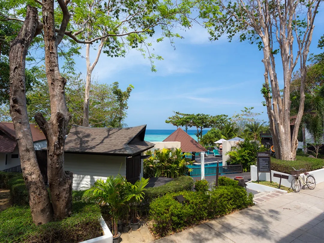 Phi Phi Holiday Resort - Resort Outside View