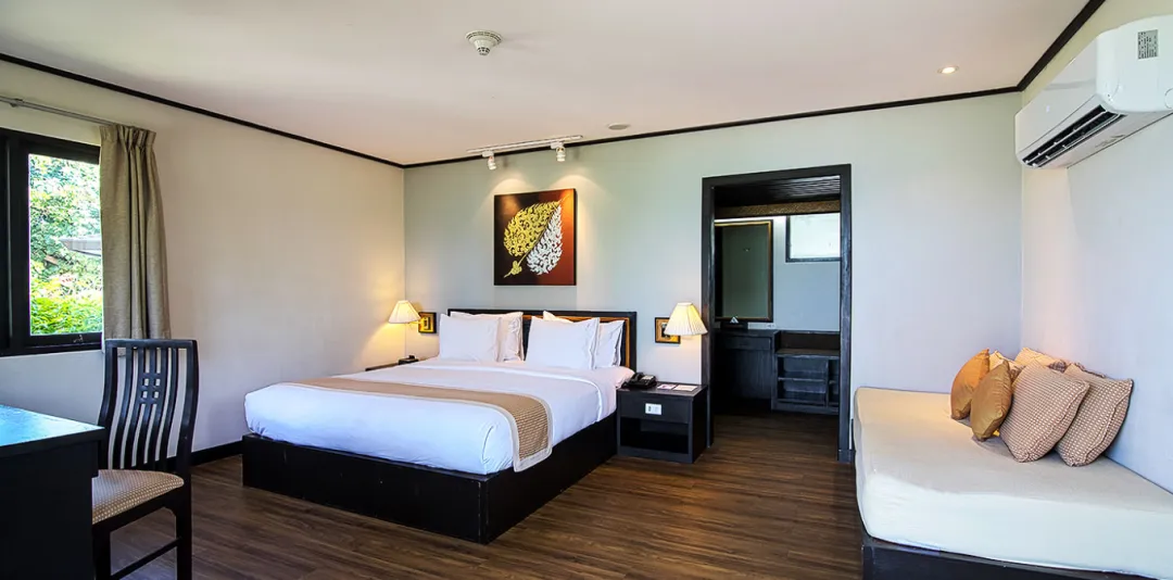 Garden Bungalow - Bedroom View