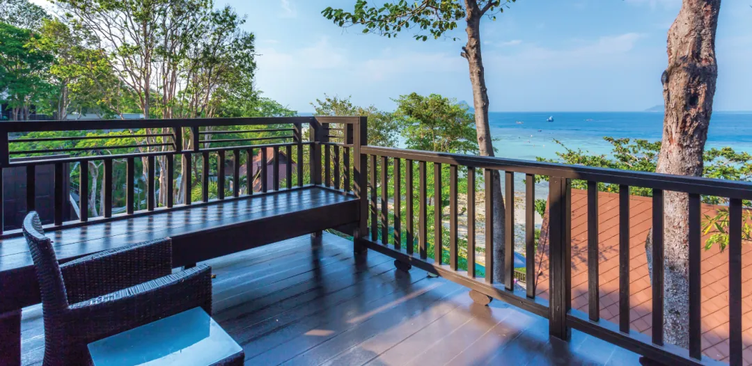 Coral Seaview Studio - Balcony Lounge