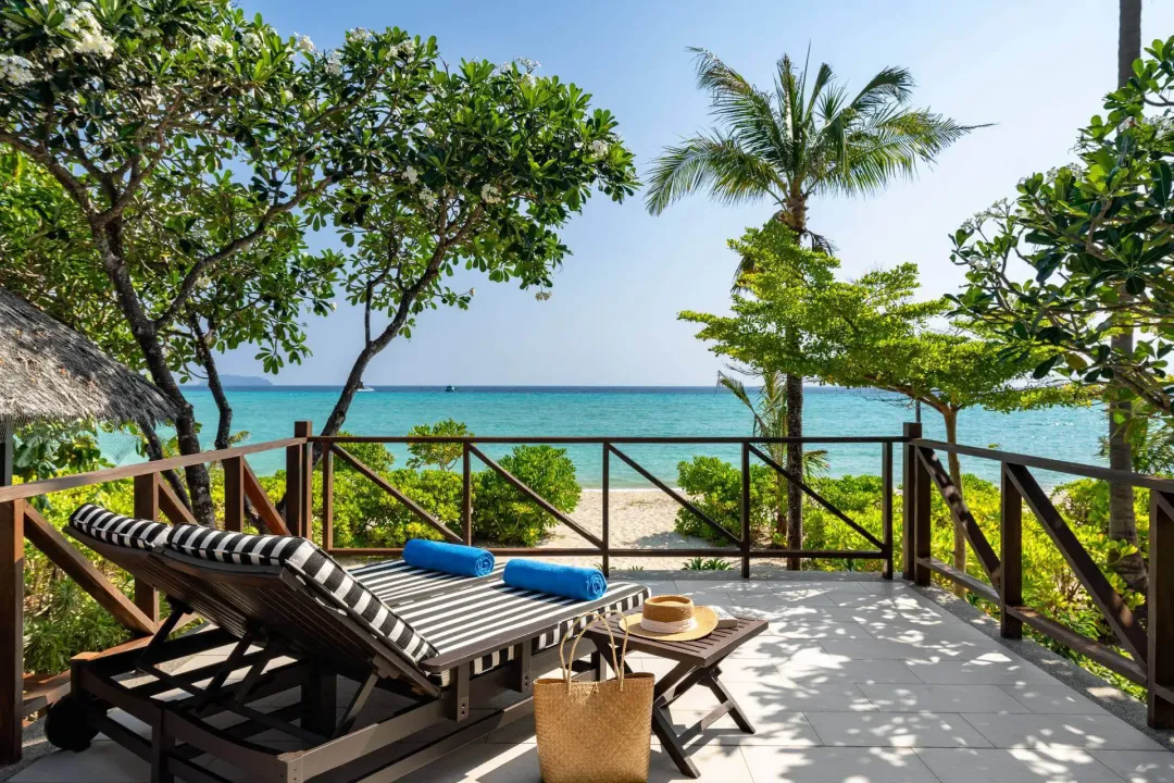 SAii Phi Phi Island Village Resort - Terrace Lounge with Sea View