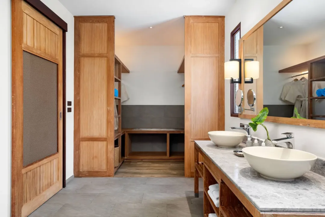 Deluxe Premium Bungalow - Bathroom View