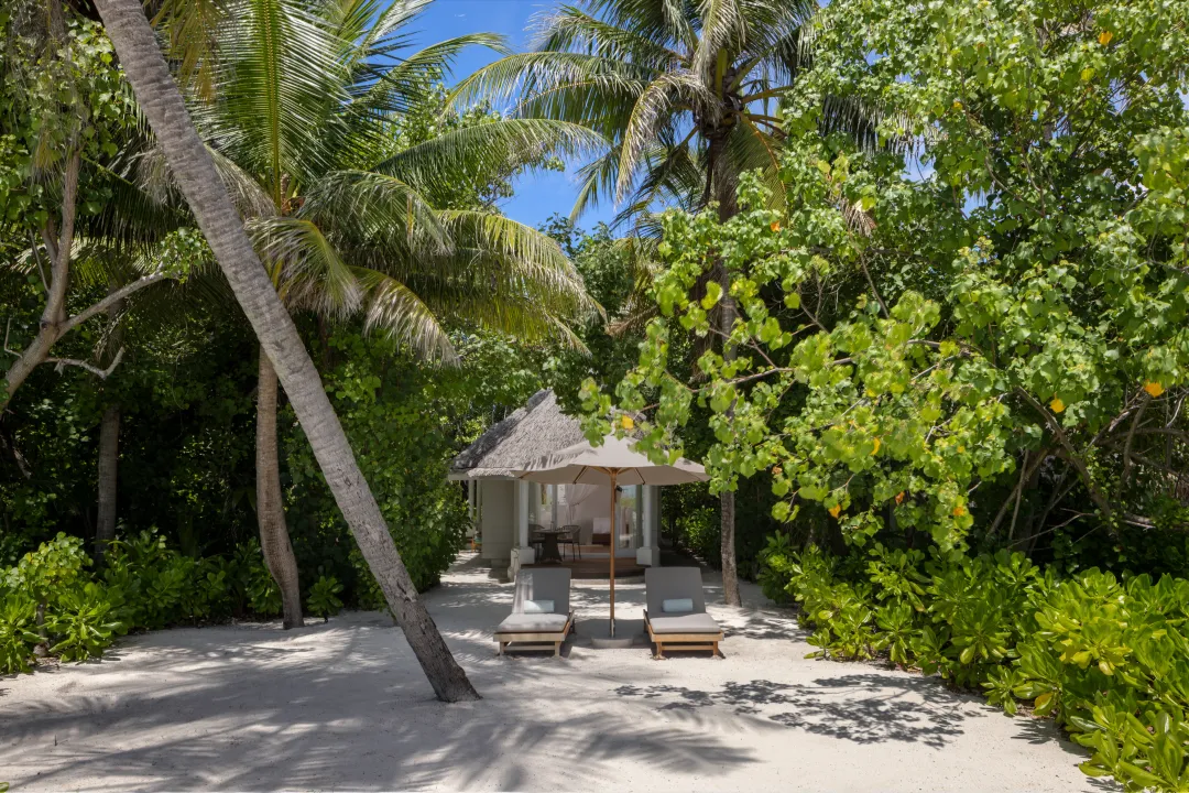 Odysseys Travel - Six Senses Kanuhura - Beach Villa - Exterior