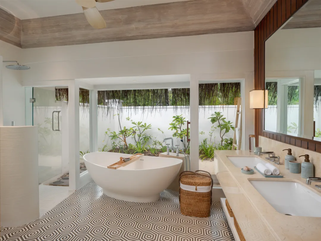 Odysseys Travel - Six Senses Kanuhura - Deluxe Beach Villa Suite with Pool -  Bathroom