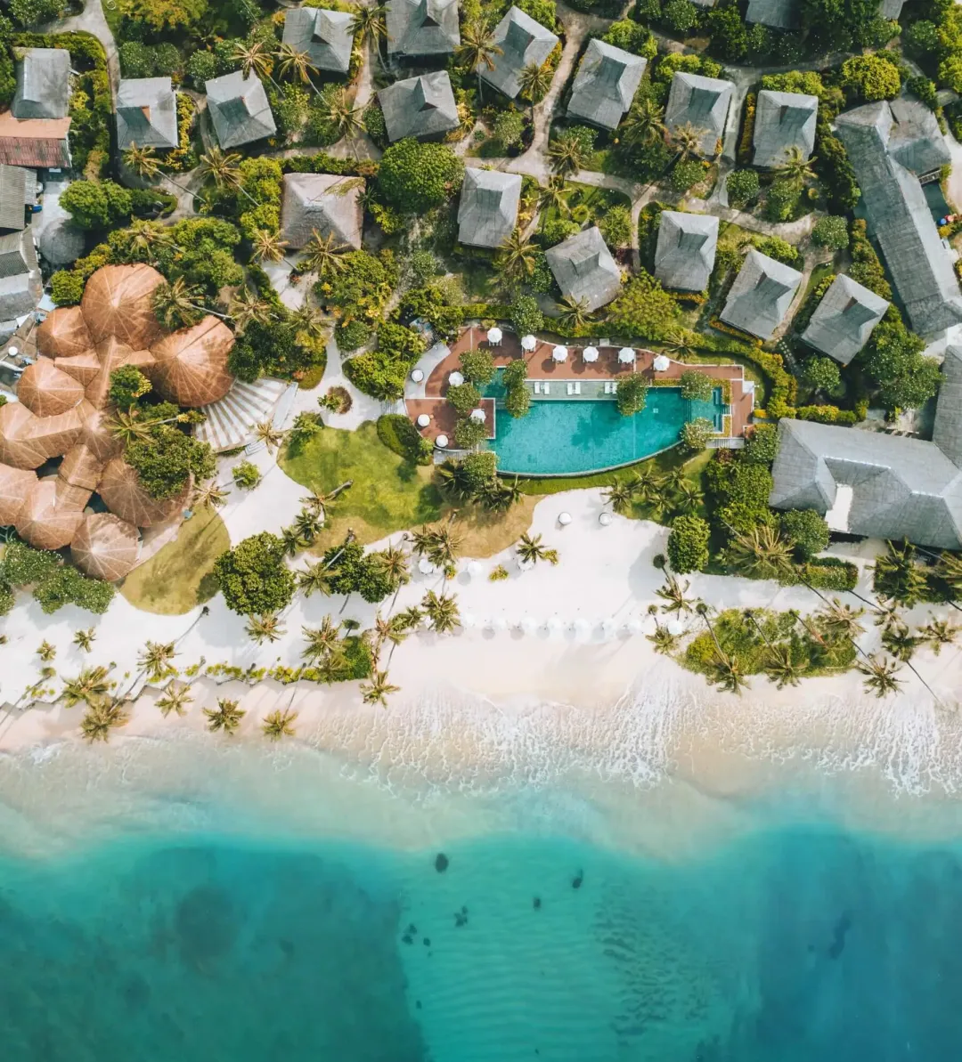 SAii Phi Phi Island Village Resort - Pool Aerial