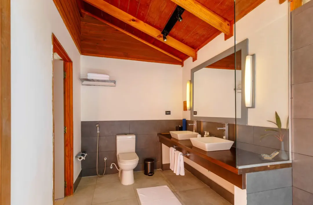 Beach Villa - Bathroom