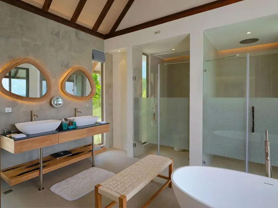 Odysseys Travel - Meyyafushi Maldives - Semi Ocean Pool Villa - Bathroom