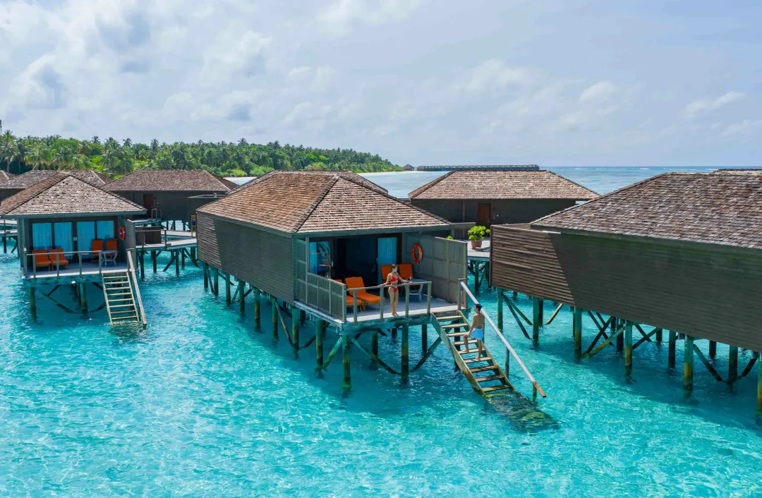 Jacuzzi Water Villa - Villa Over View