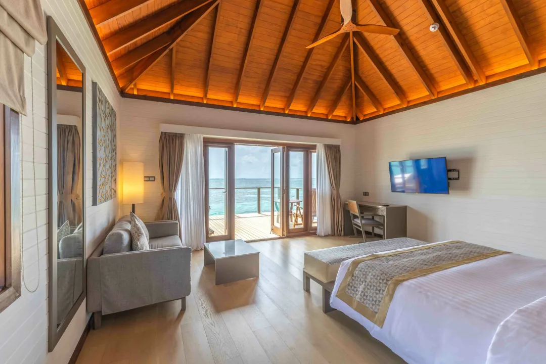 Meeru Ocean Villa - Bedroom
