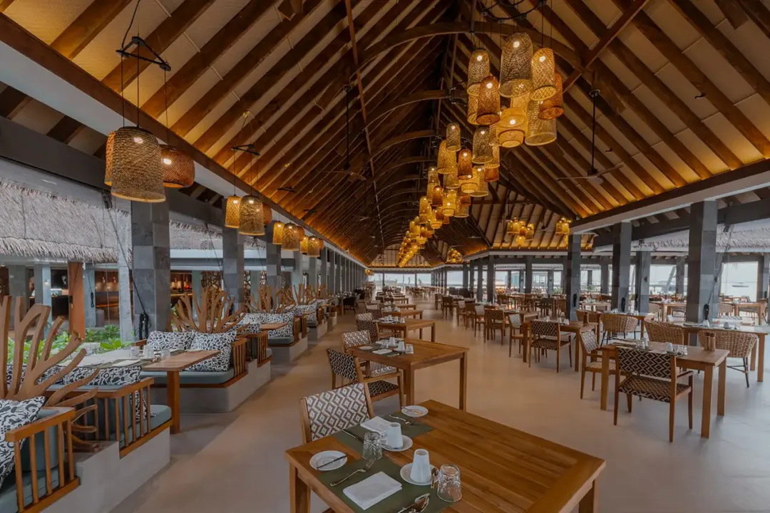 Odysseys Travel - Meyyafushi Maldives - Restaurants - Fili
