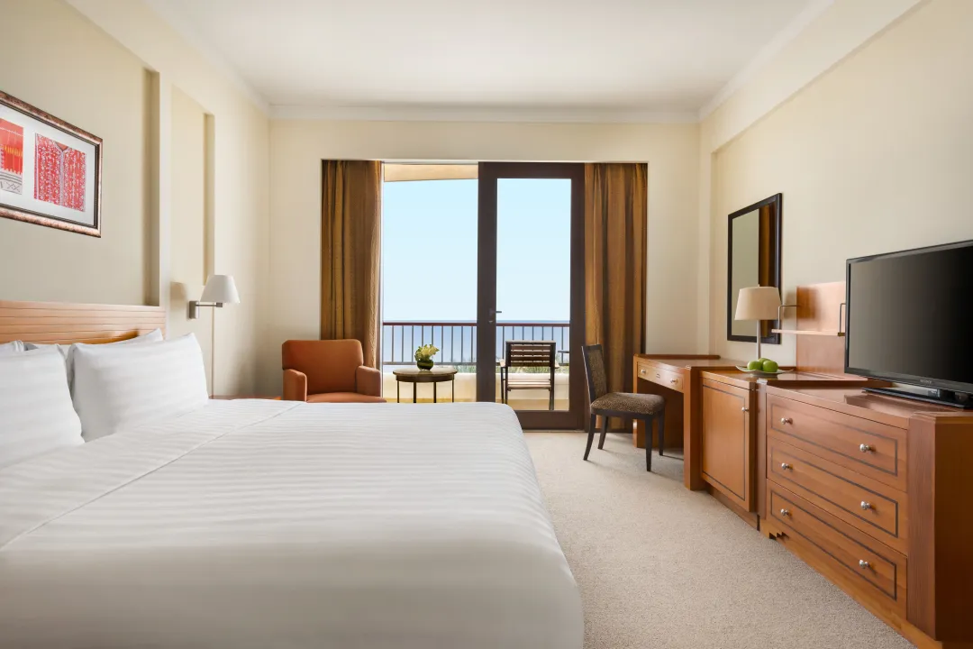 Superior Sea View - King Bed