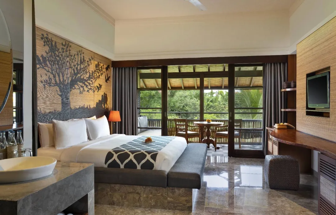 Alaya Room - King Bed