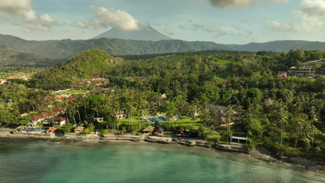 Alila Manggis - Aerial View