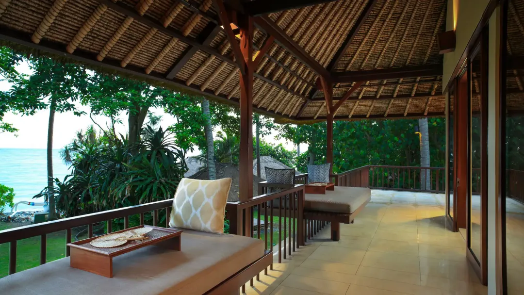 Seaside Suite - Balcony Lounge