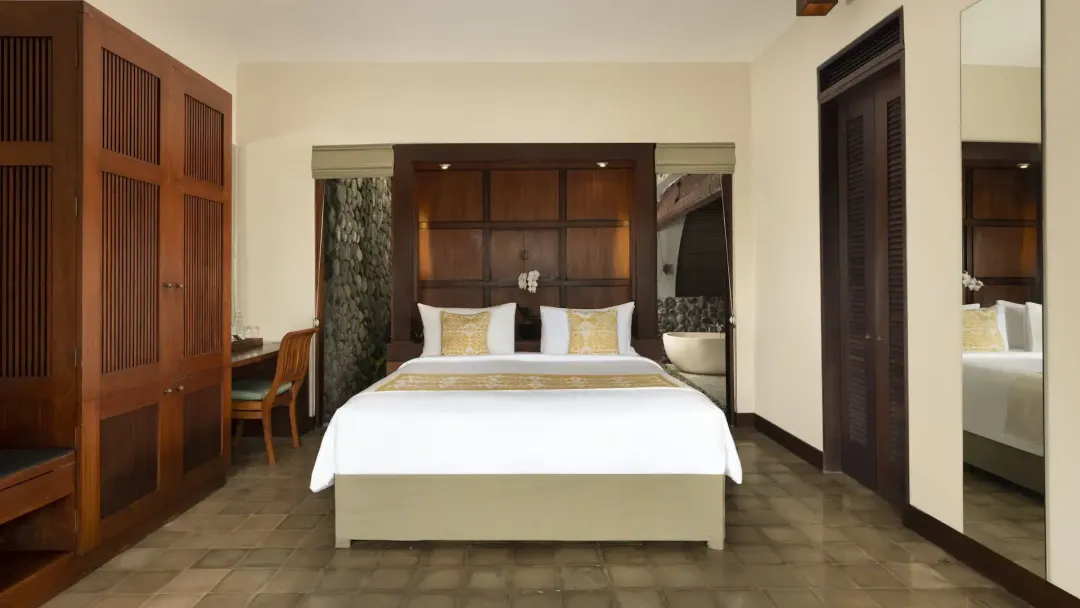 Deluxe Garden View Room - King Bed View