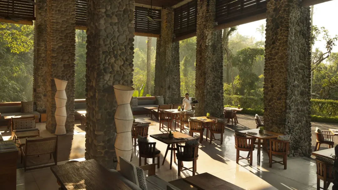 Cabana Lounge