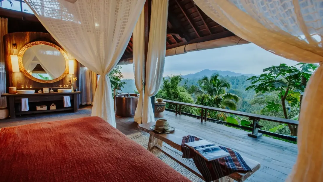 Buahan Valley Pool Bale - Bedroom with View