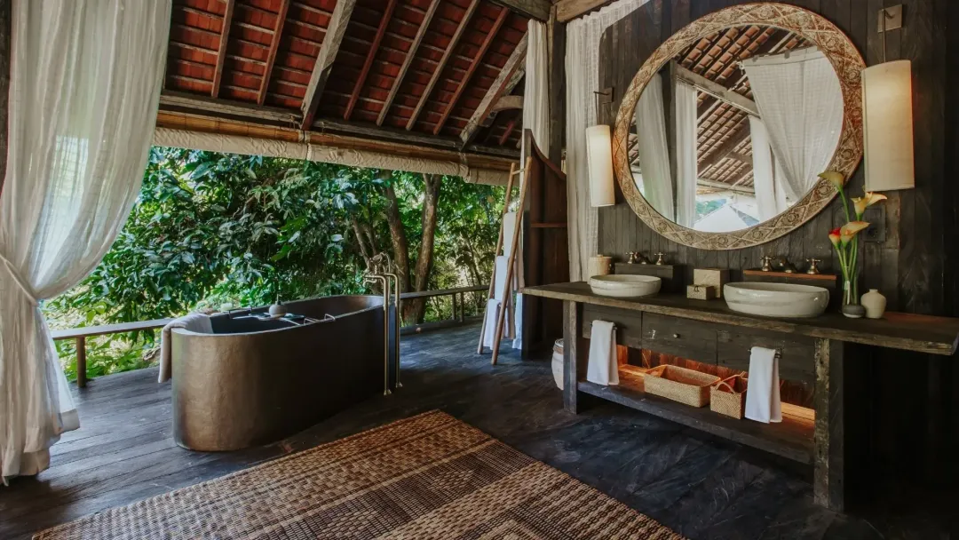 Rainforest Pool Bale - Bathroom