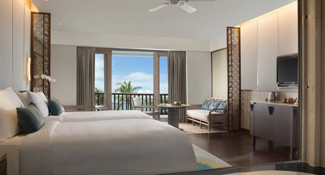 Deluxe Oceanfront Room - Twin Bed