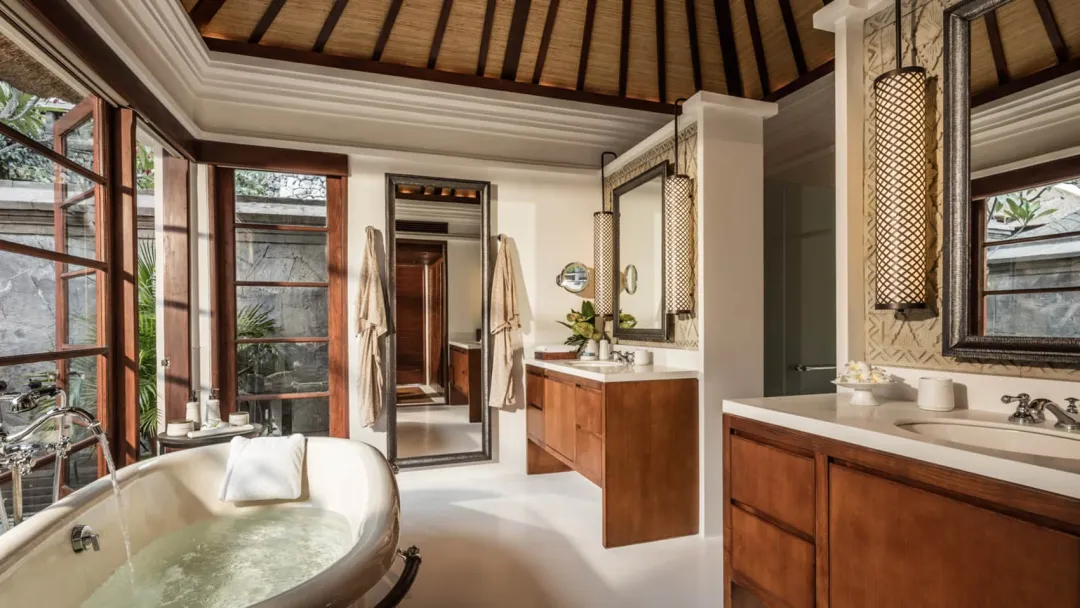 Deluxe Pool Villa - Bathroom