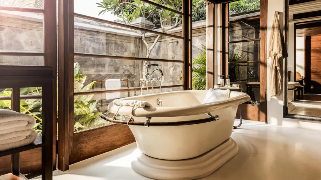 Family Pool Villa - Bathtub