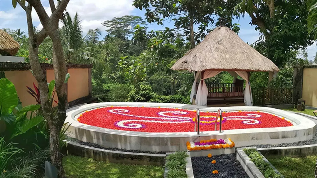 Kamandalu Ubud -Flower Pool