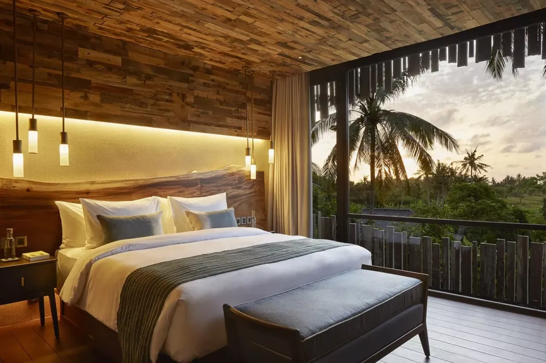 Canopy Suite - Bedroom