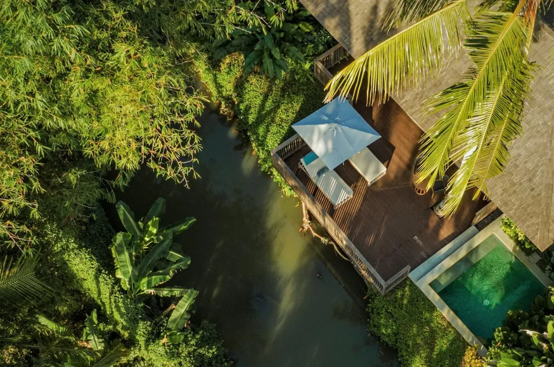 River Pool Pavilion - Villa Over View