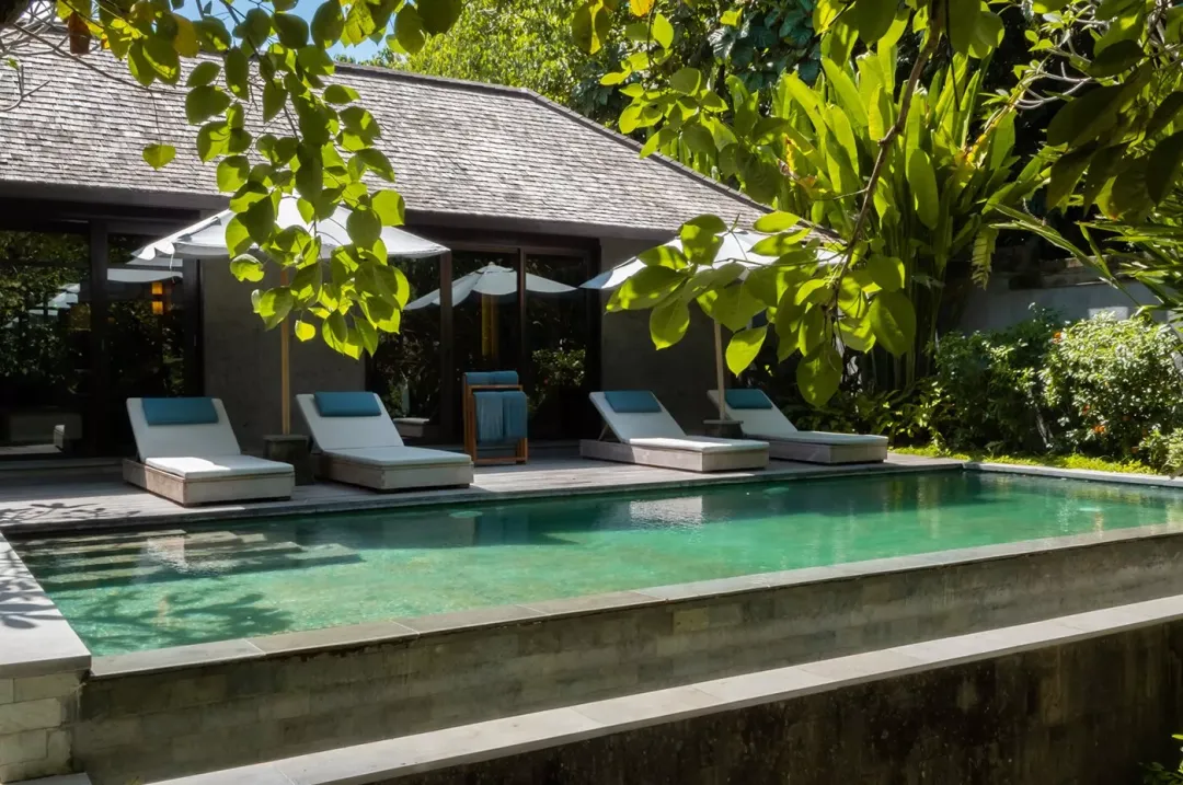 Two Bedroom Jungle Pool Villa - Pool Lounge