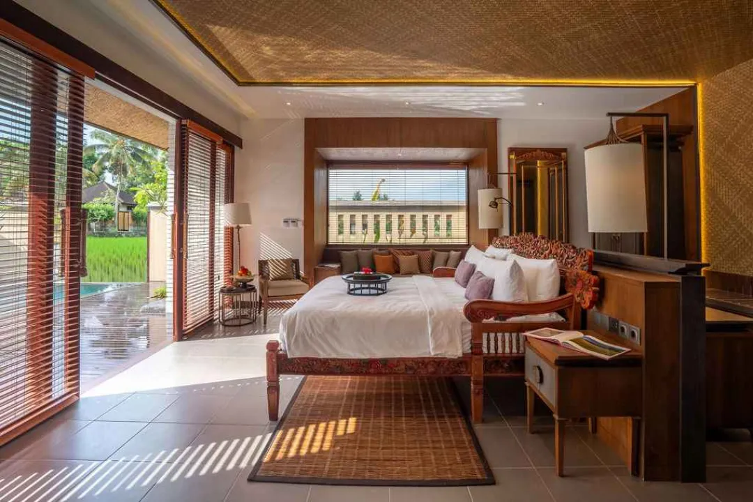 Premier One Bedroom Club Pool Villa - King Bed