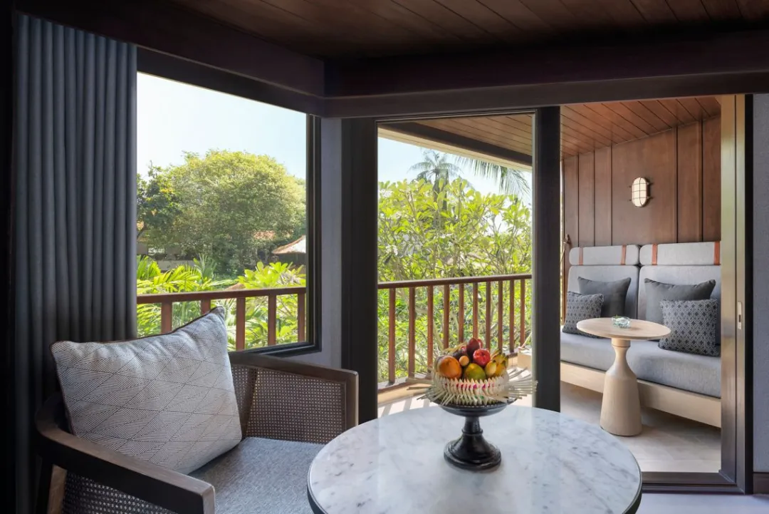 Lagoon View Room - Seating Aeria